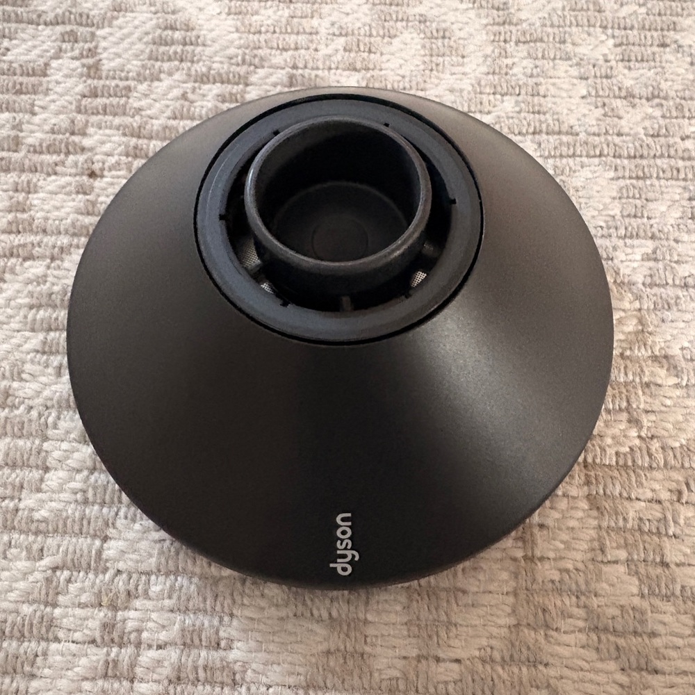 Dyson Black Diffuser Attachment